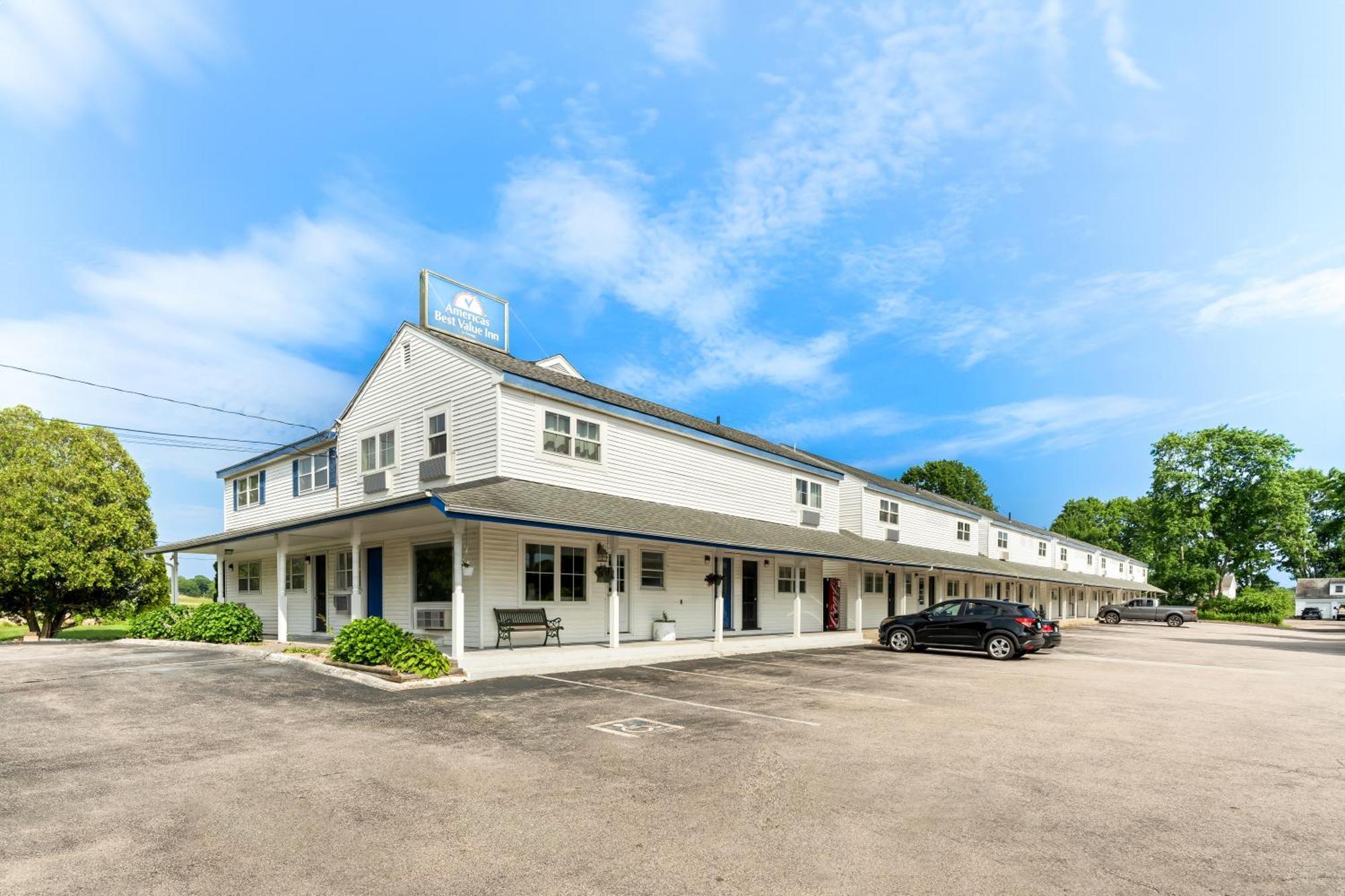 Americas Best Value Inn Stonington Mystic Exteriér fotografie